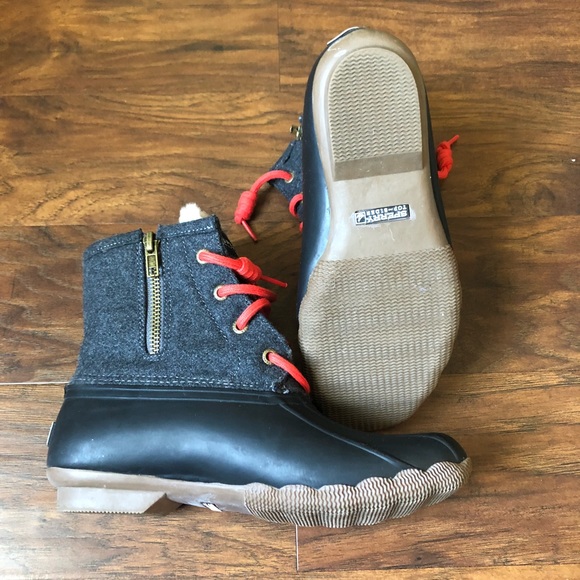 dillards sperry women's boots